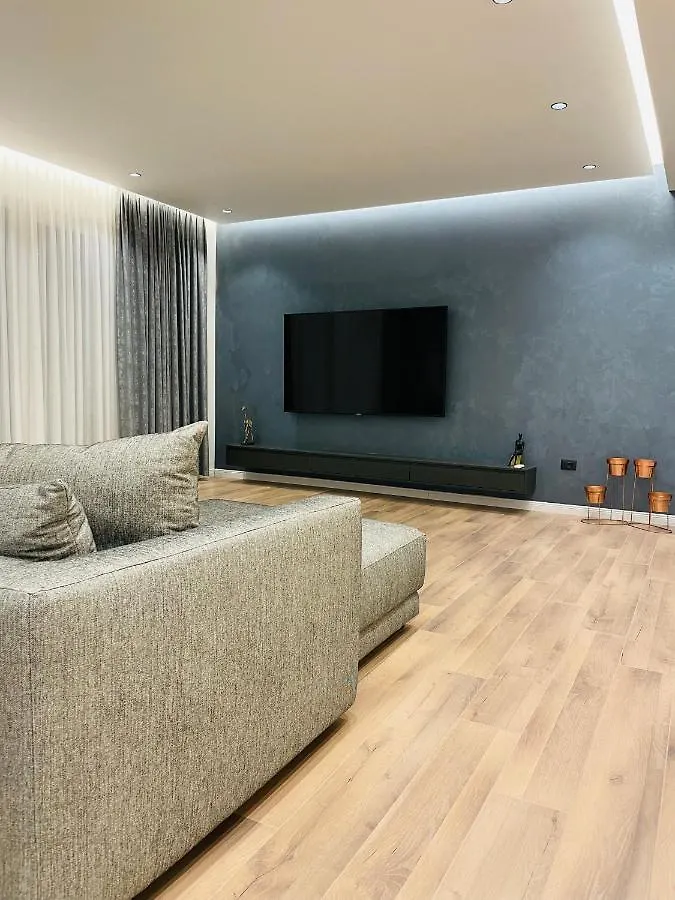 Palmar Inn Tirana